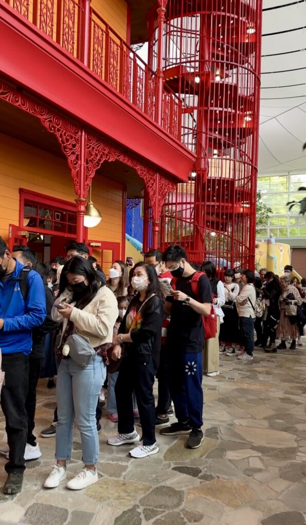 Queuing at Ghibli Grand Warehouse.